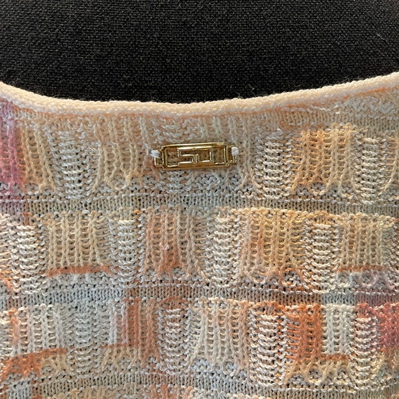 St John Sport Gold Top - Picture 3 of 5